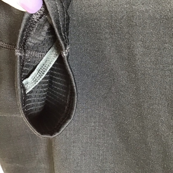 Patagonia Capilene Midweight Crew in Black Size Small. - Picture 5 of 8